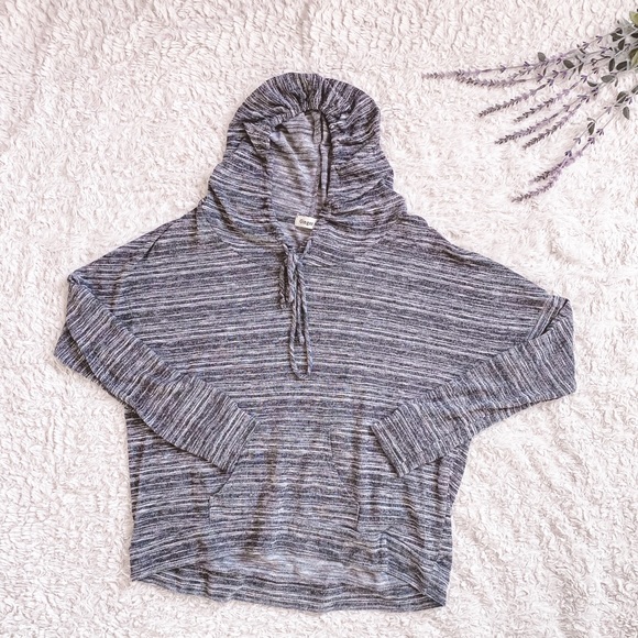 Ginger G gray and white striped long sleeve knitted hooded sweater - Picture 1 of 5